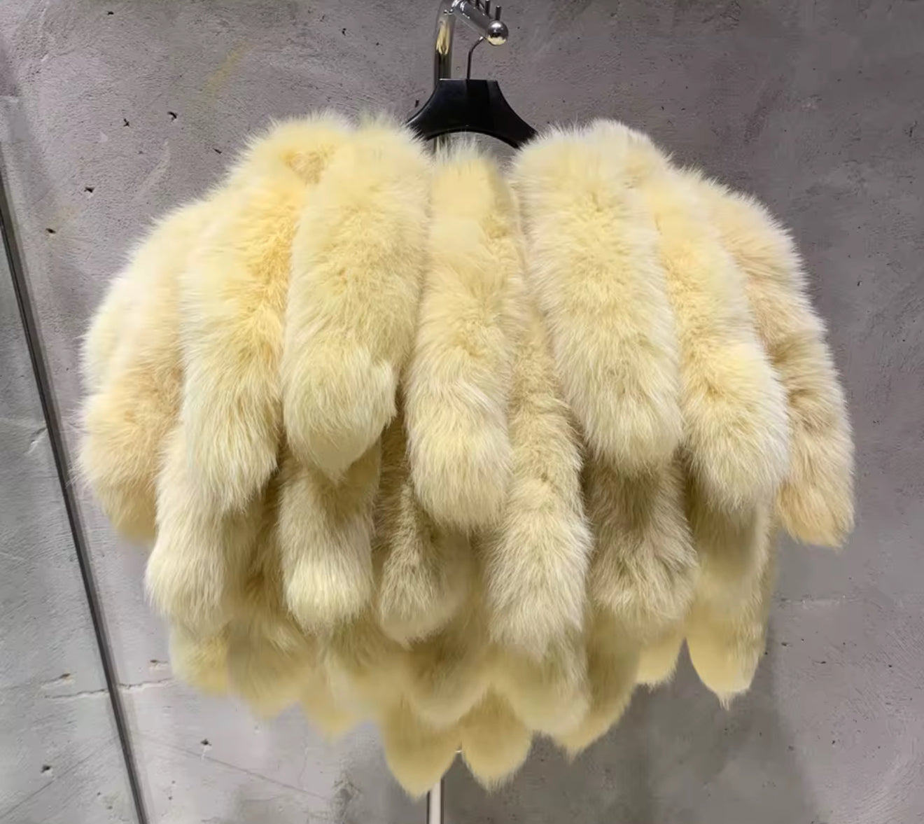 Luxe Foxtail Short Fur Jacket β¨ Statement Glam Outerwear
