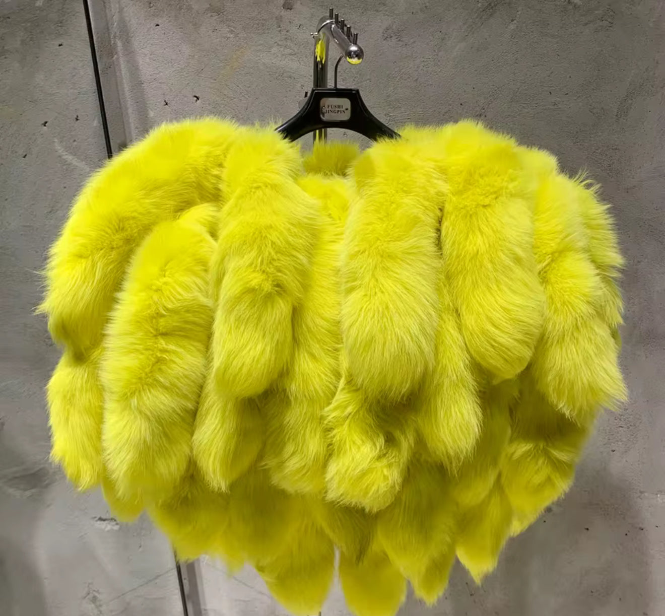 Luxe Foxtail Short Fur Jacket β¨ Statement Glam Outerwear